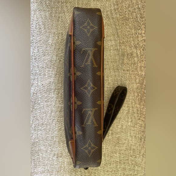 Louis Vuitton Brown Monogram Wristlet - Picture 8 of 16